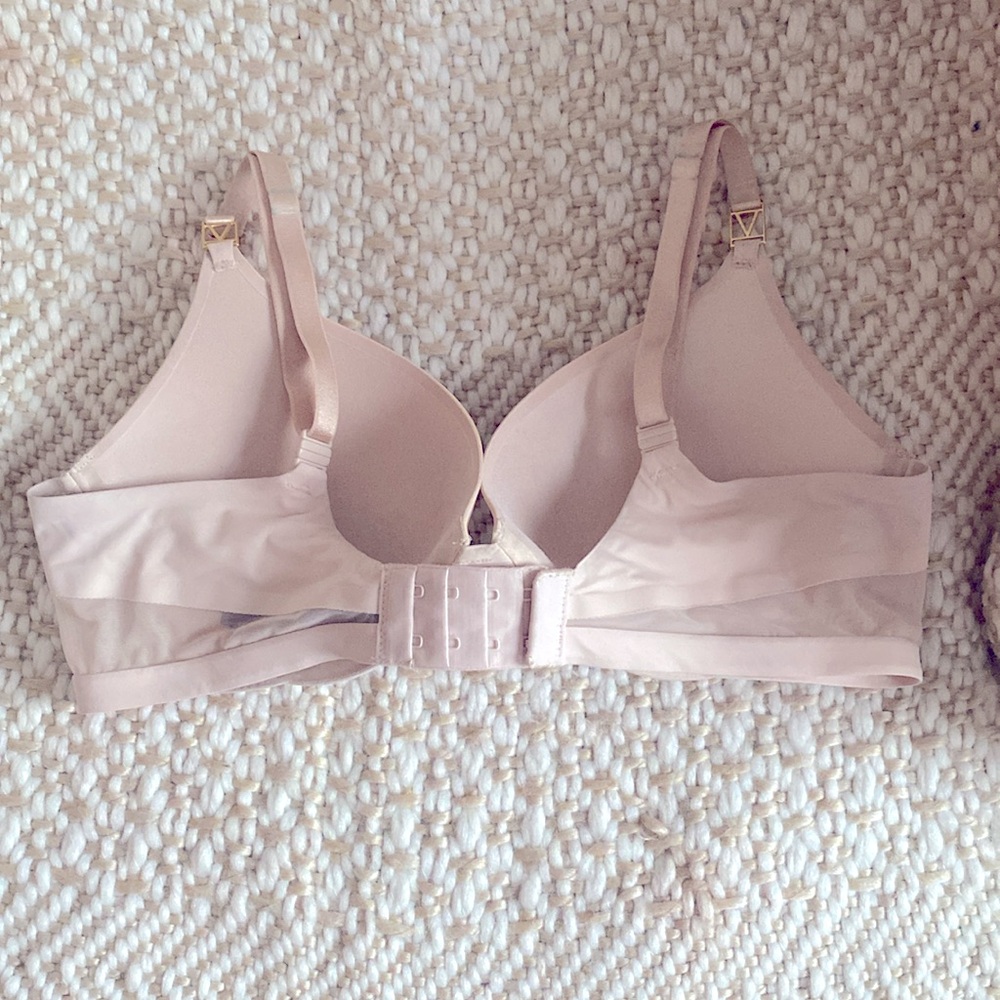Victorias Secret Uplift Plunge Everyday Bra - Picture 3 of 4